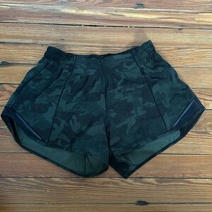 Lululemon hotty hot shorts